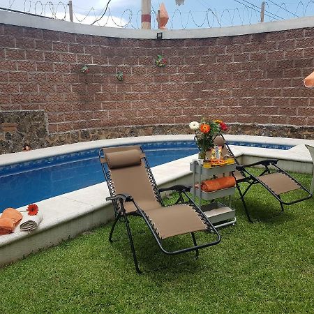 Casa Los Peregrina Куернавака Екстериор снимка