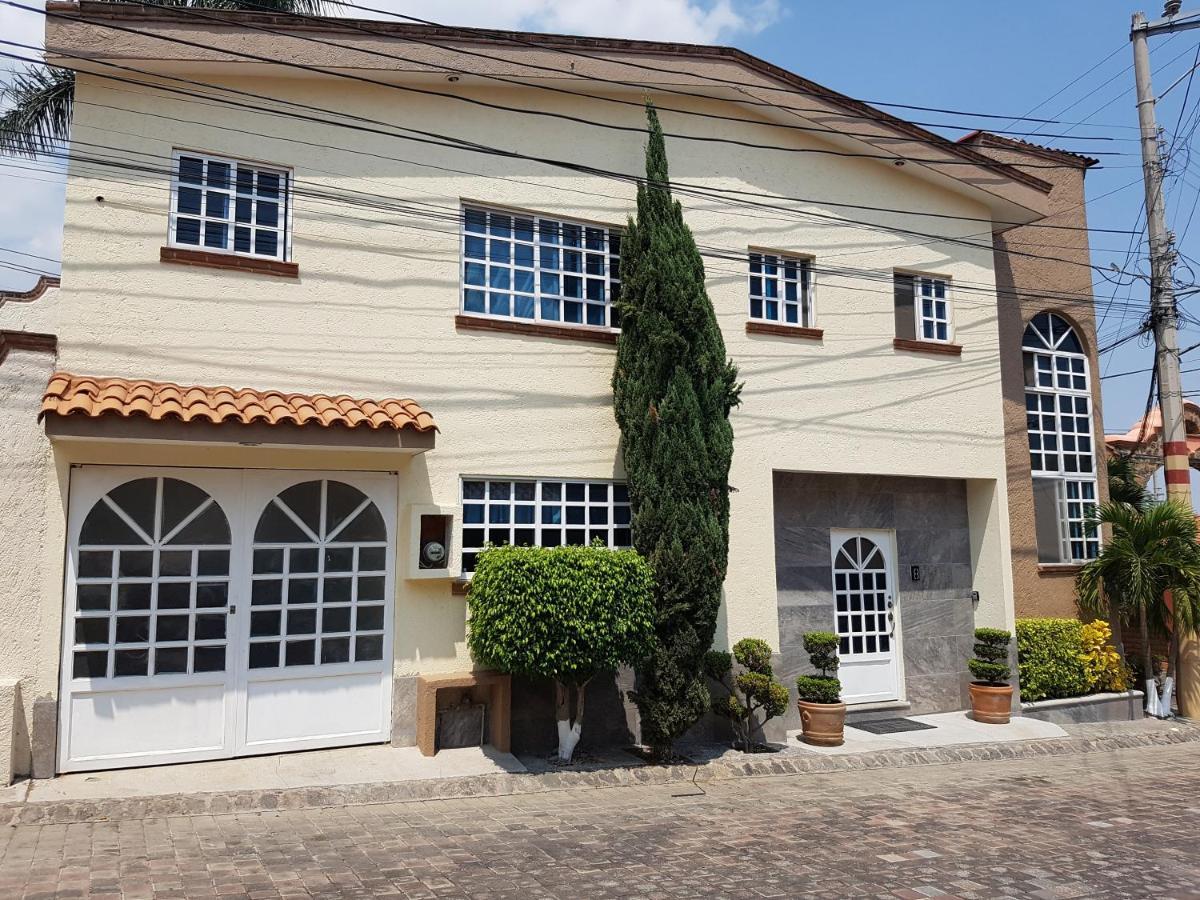 Casa Los Peregrina Куернавака Екстериор снимка