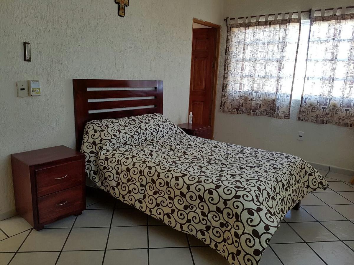 Casa Los Peregrina Куернавака Екстериор снимка