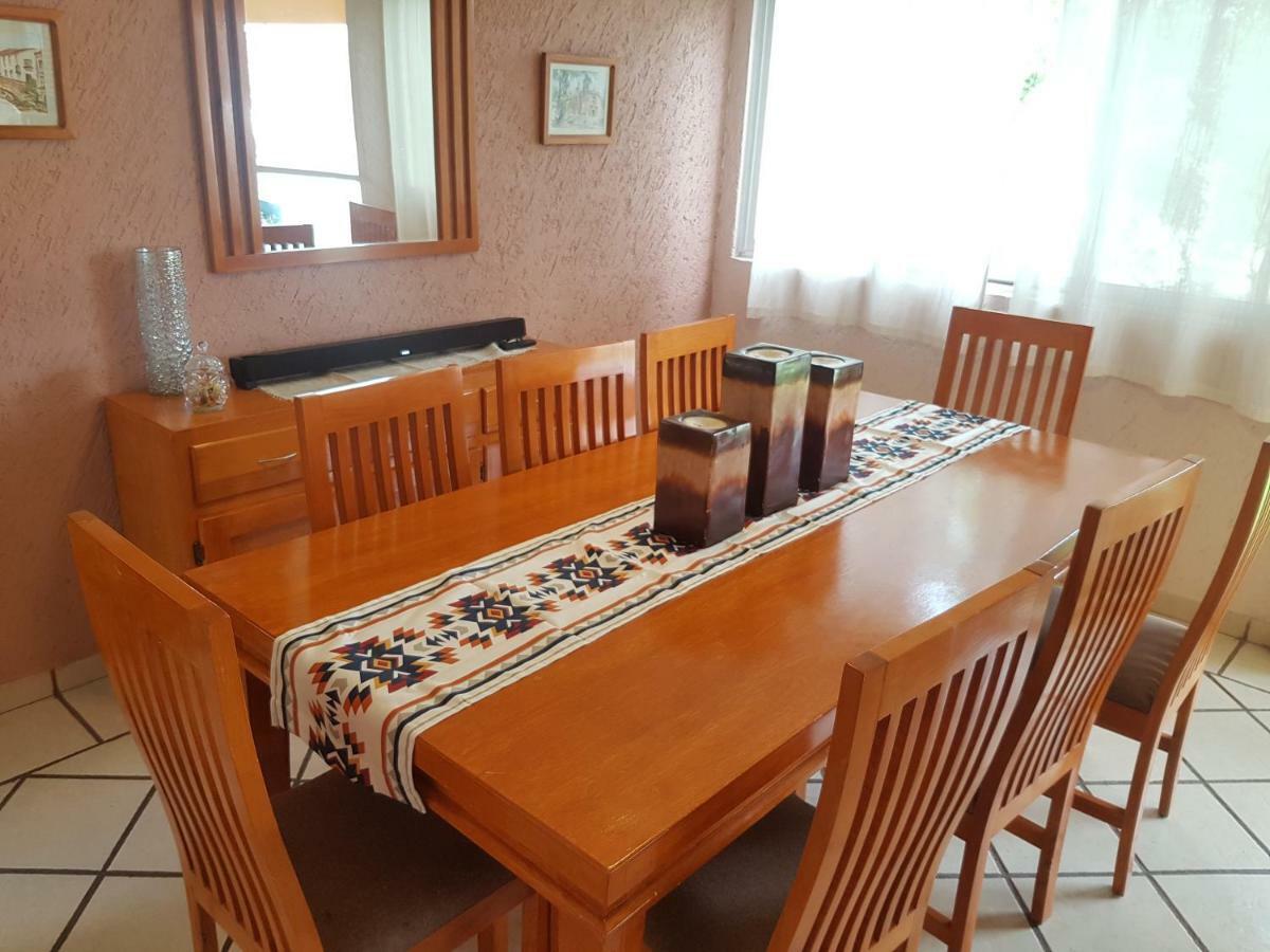 Casa Los Peregrina Куернавака Екстериор снимка